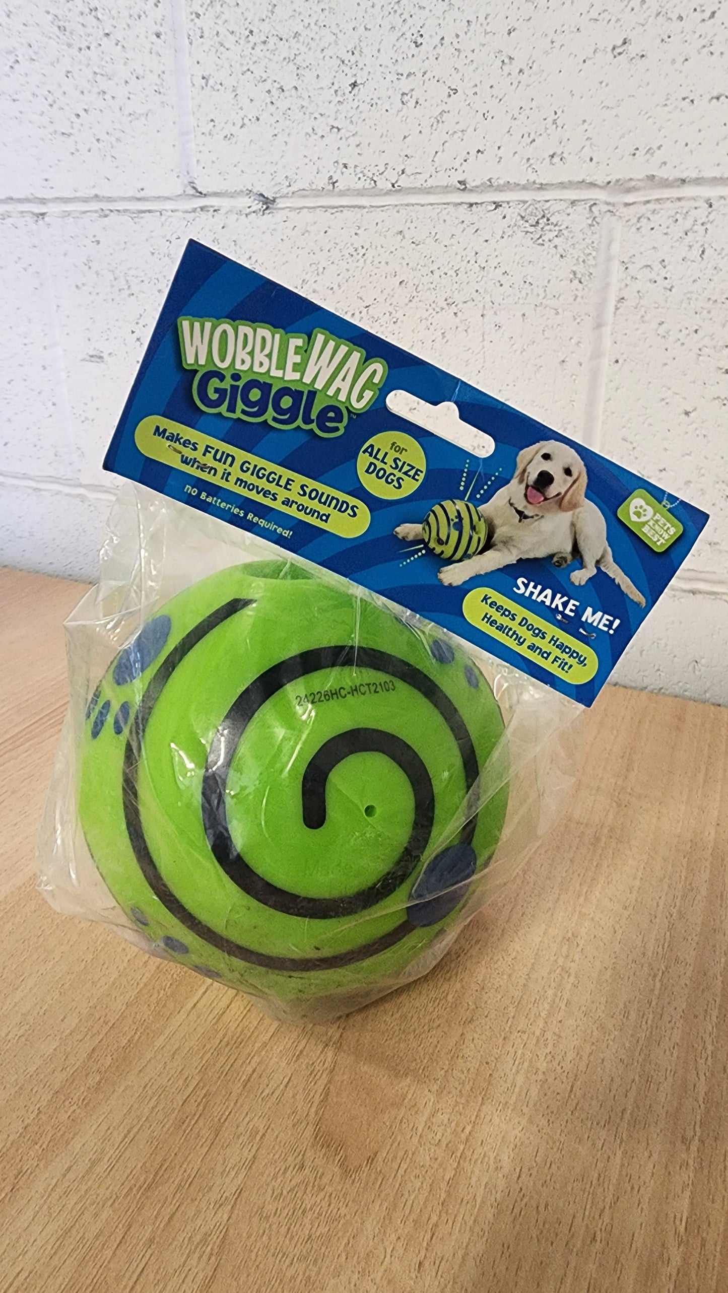 Wobble Wag Giggle Ball