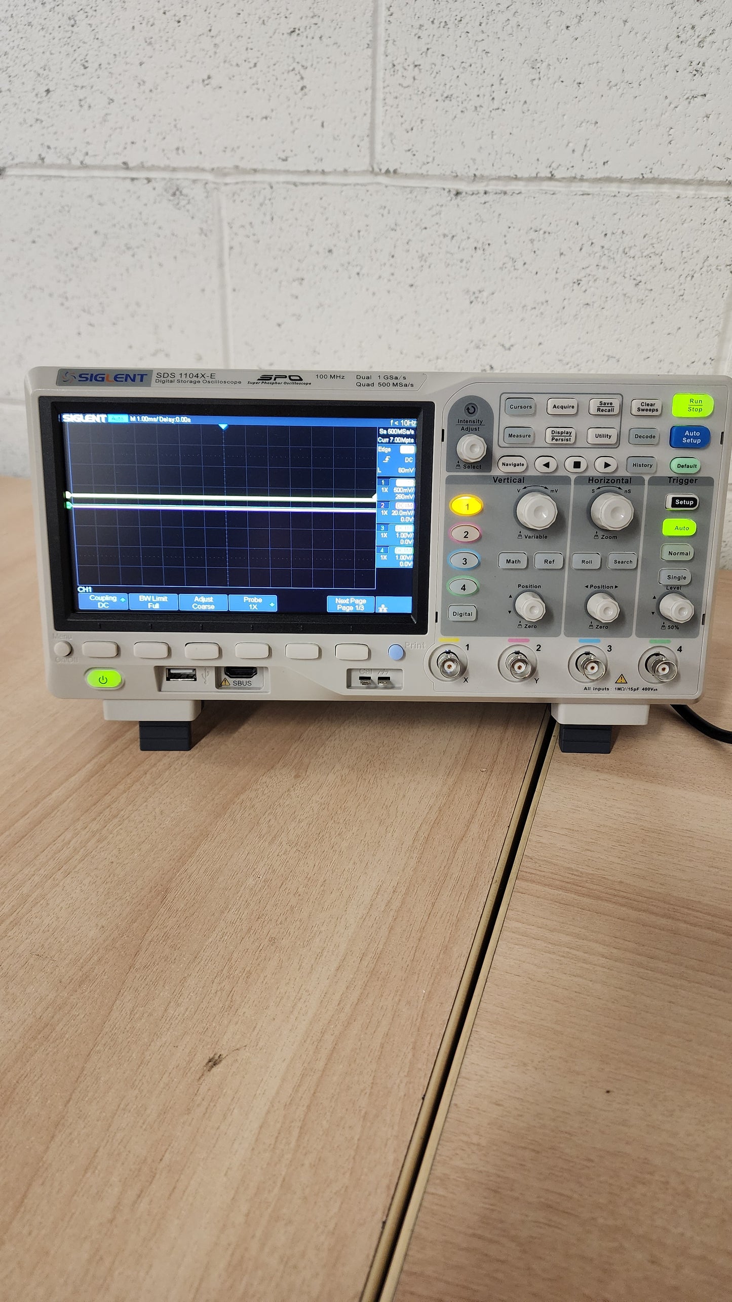 Siglent Technologies Digital Oscilloscope