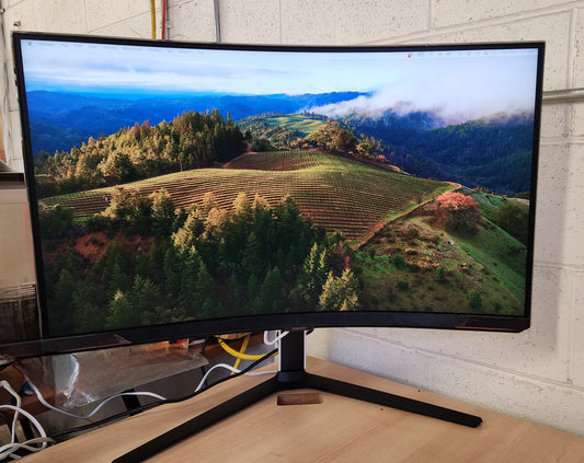 Samsung 32" Odyssey Neo G8