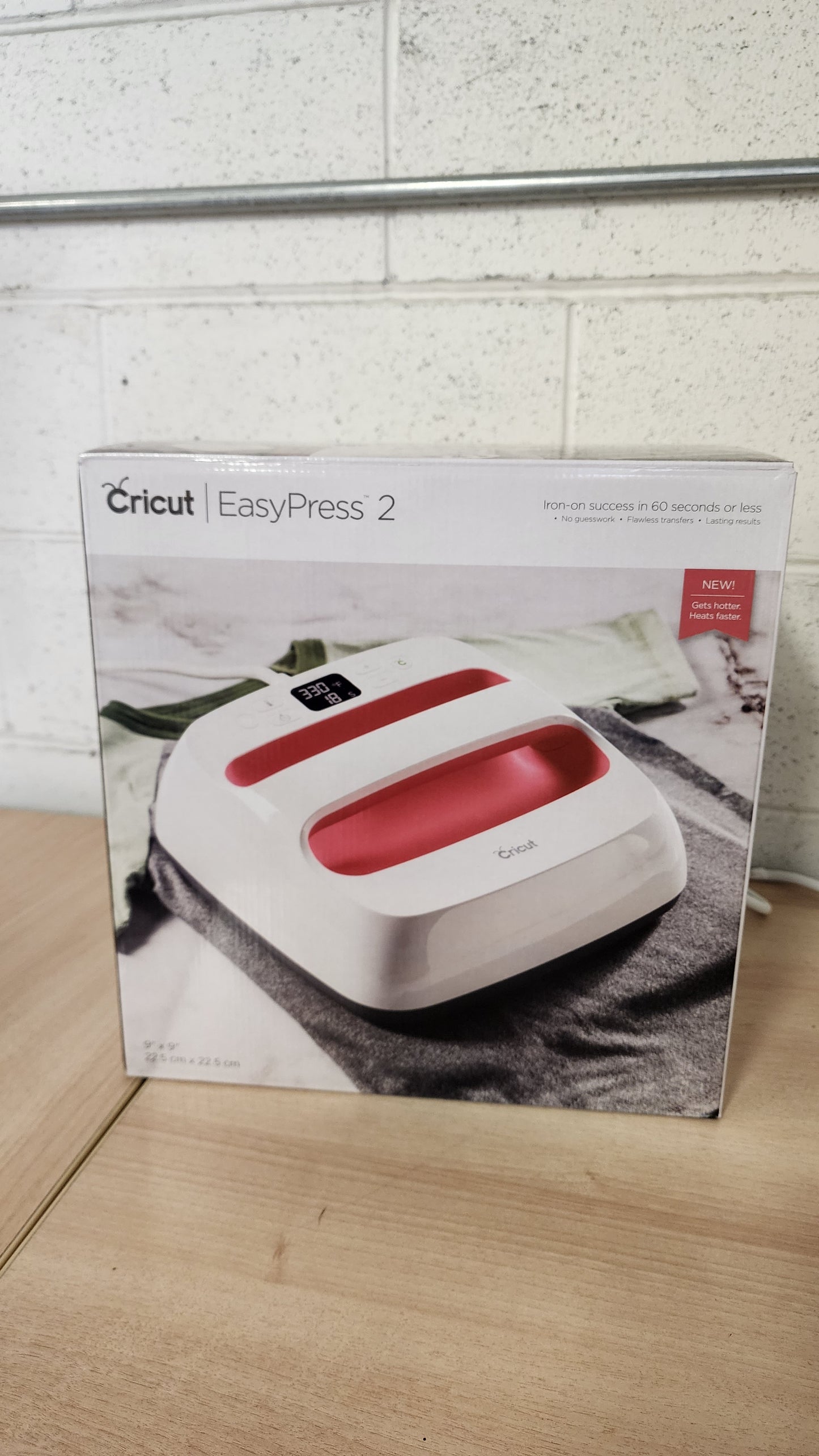 Cricut EasyPress 2 Heat Press Machine * Missing Base**