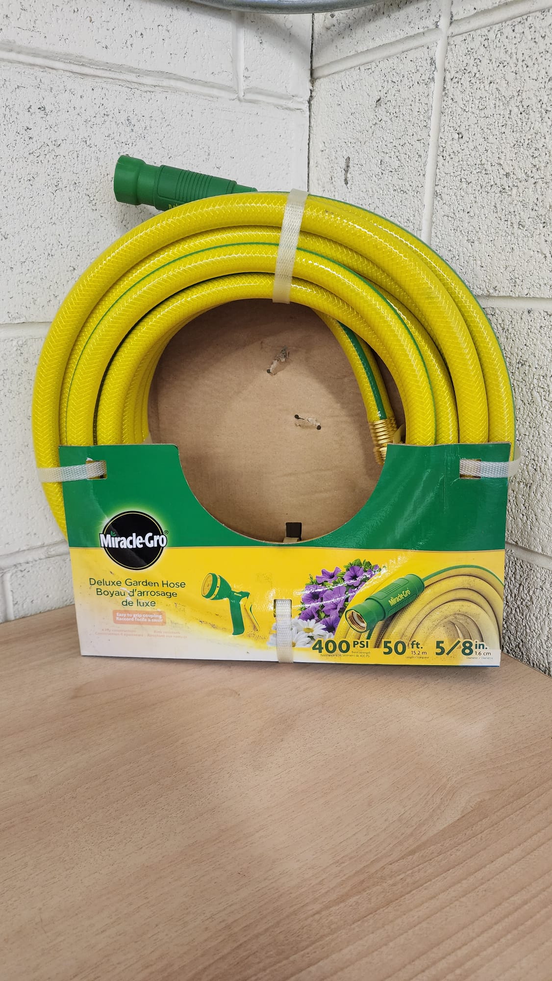 Miracle-Gro Deluxe Garden Hoses